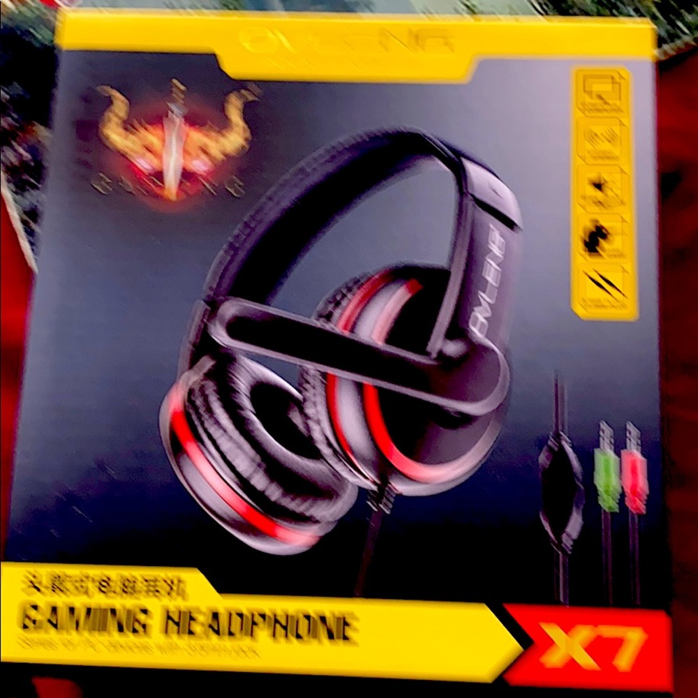 Gaming headphones